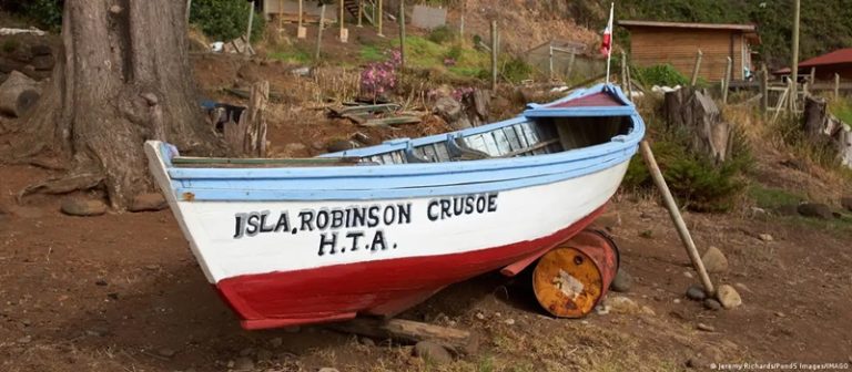 Robinson Crusoe Island, a Chilean football fairytale