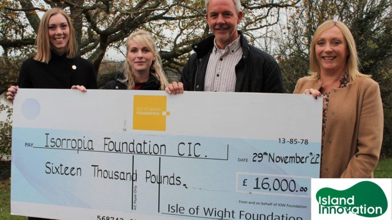 Isle of Wight Foundation supports initiatives to tackle social exclusion on the Island