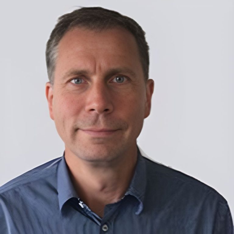 Sulev Alajõe, Profile Photo