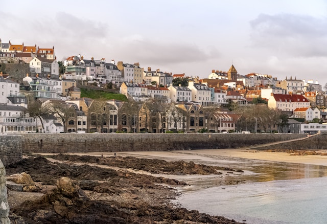 Guernsey's transport plan to cope with 1,000 homes